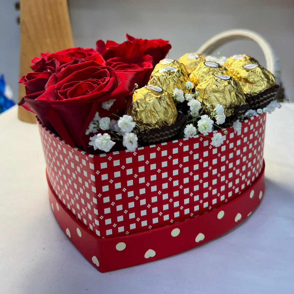 Corazón de rosas y bombones M