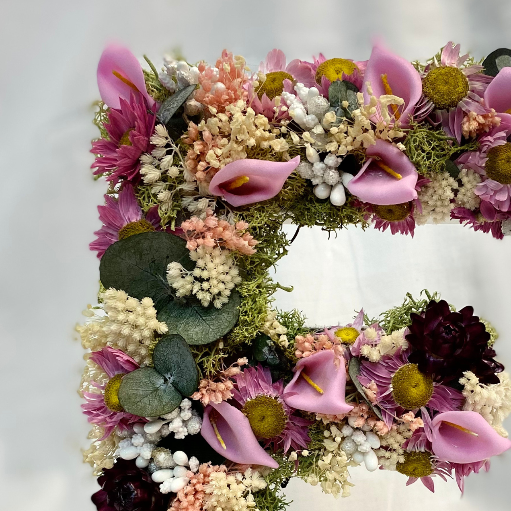 Letra E | Flores preservadas
