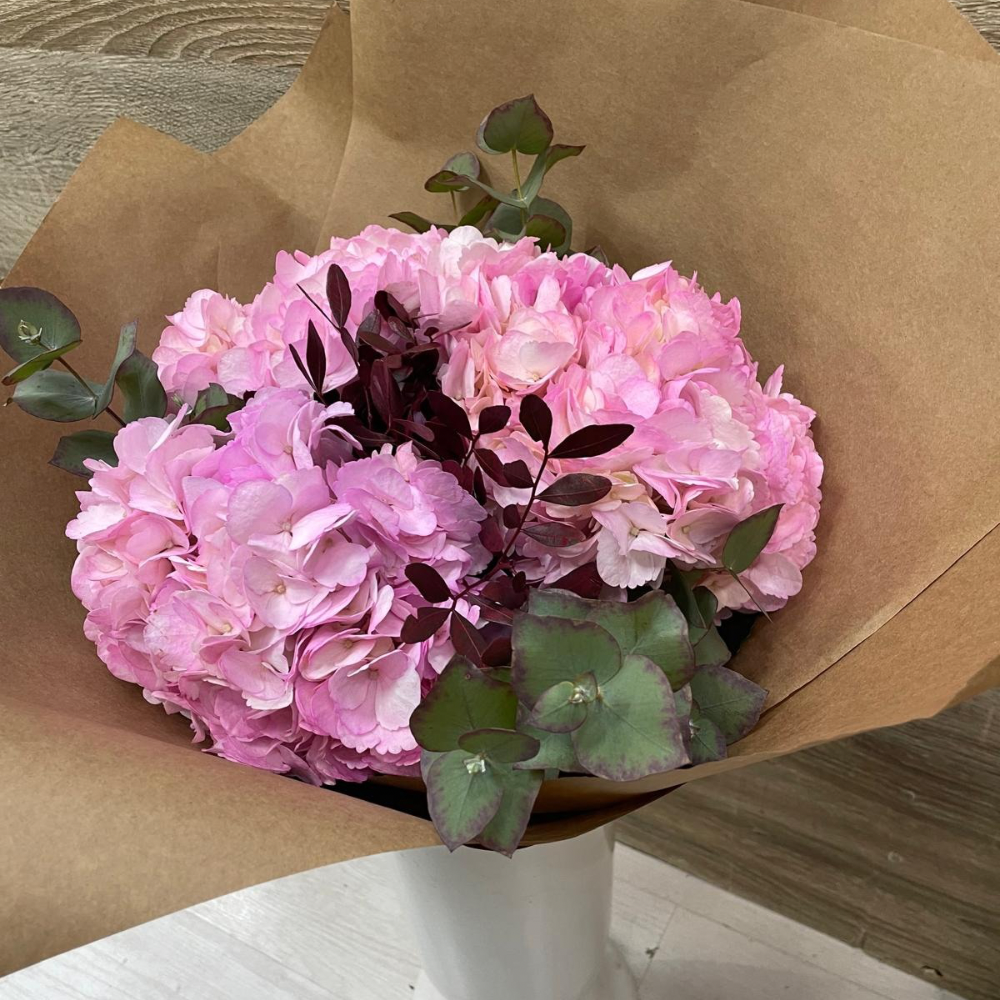 Ramo de hortensias rosas
