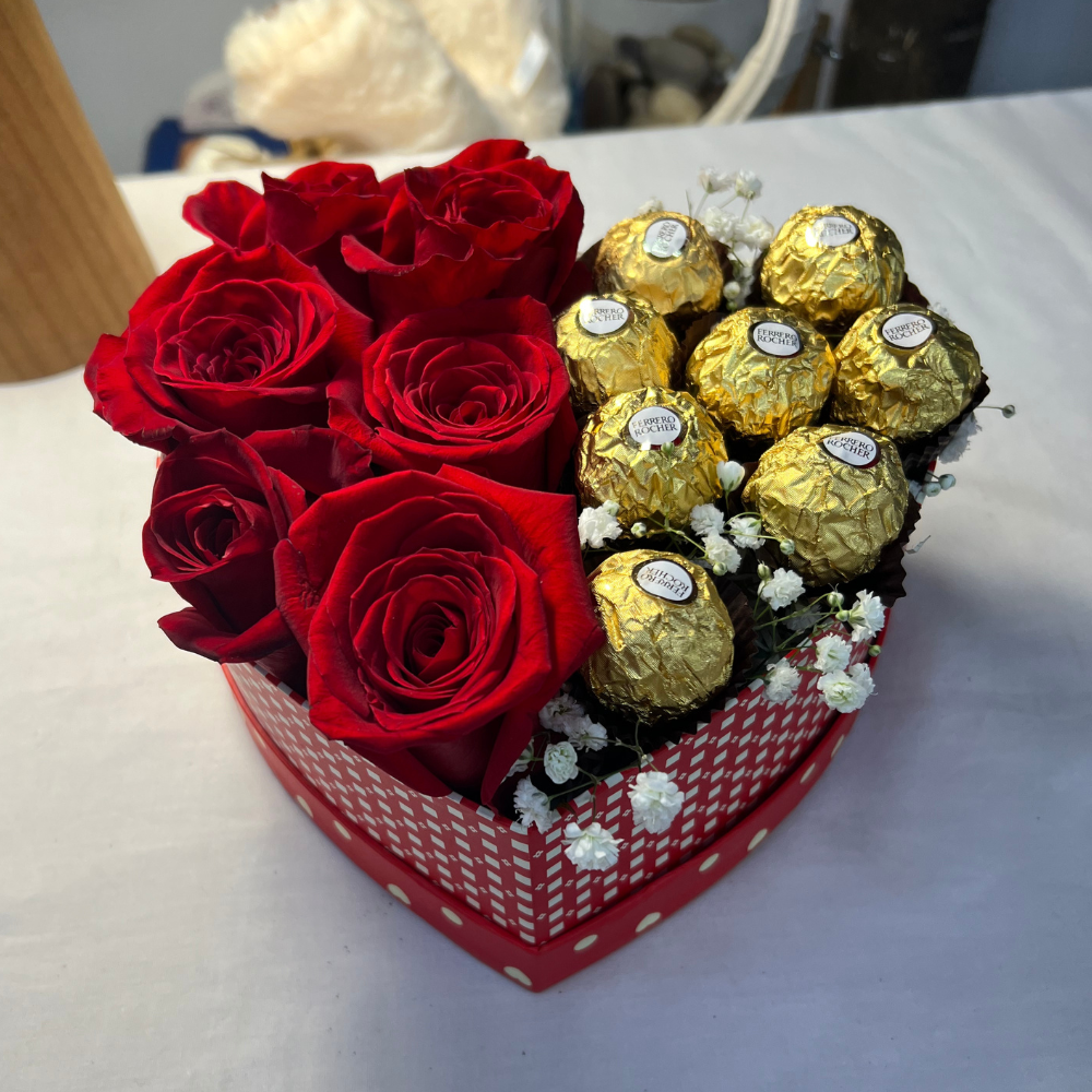 Corazón de rosas y bombones M