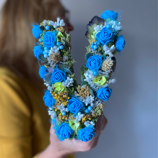 Letra V | Flores preservadas