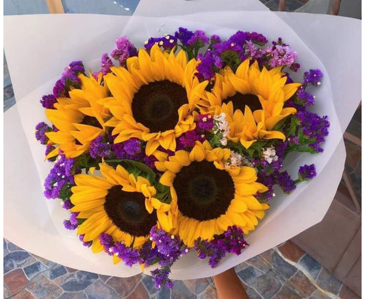 Ramo 9 girasoles y statis morado